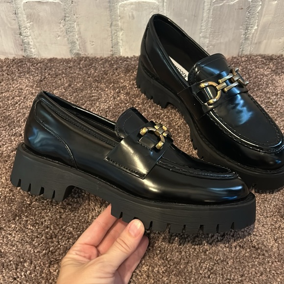 Steve Madden Lyanna black buckle loafers Y2K style NWOT - Picture 4 of 9